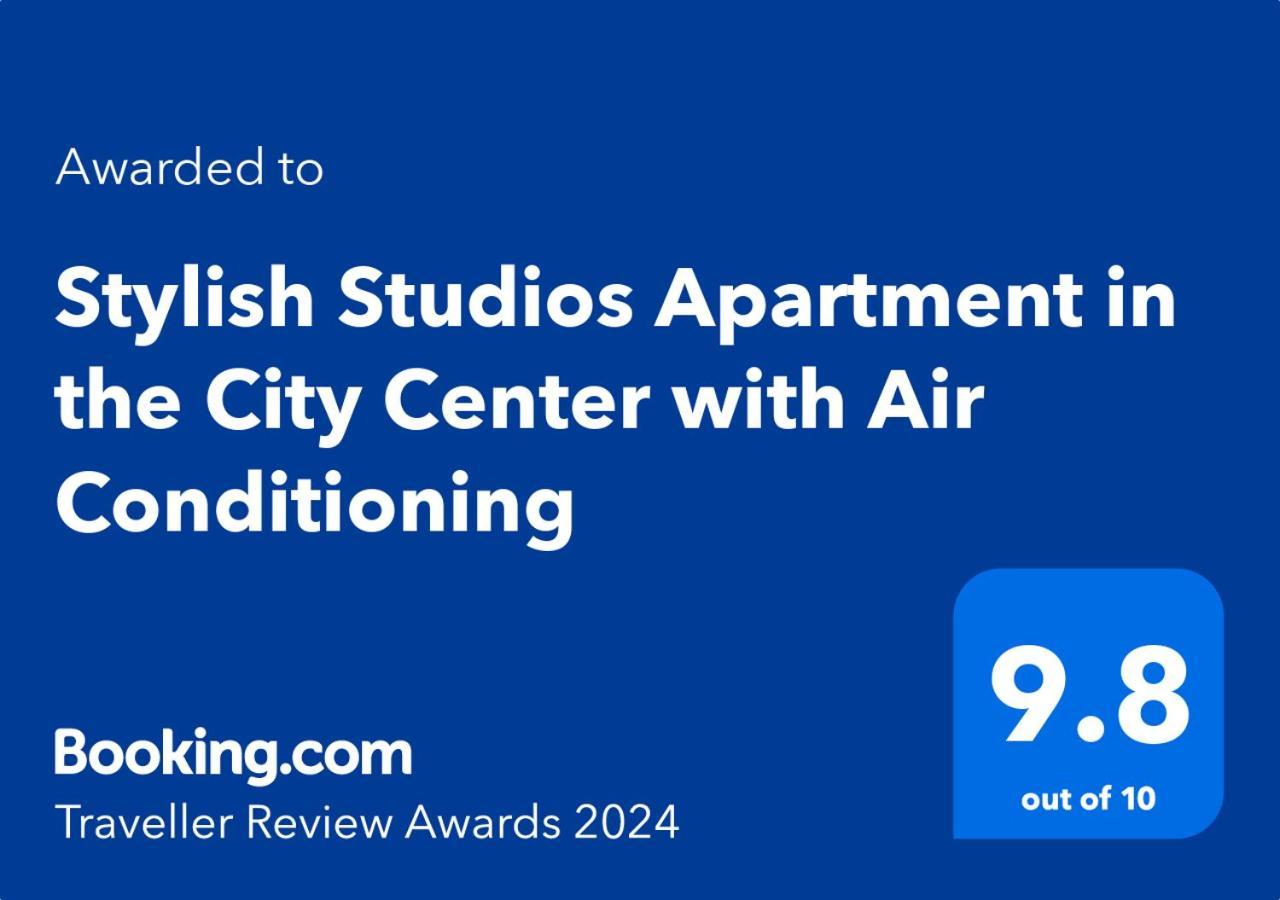 Stylish Studios Apartment In The City Center With Air Conditioning Budapest Bagian luar foto